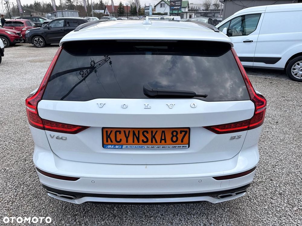 Volvo V60 B3 B Essential - 6
