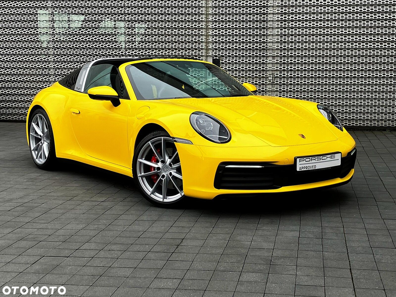 Porsche 911 Targa 4S - 7