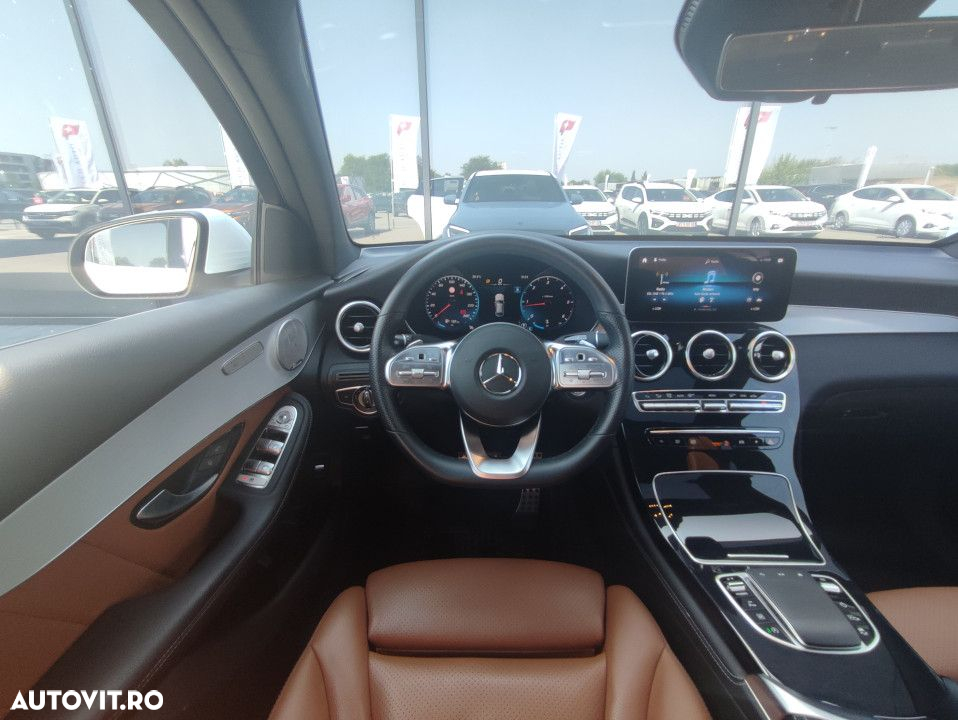 Mercedes-Benz GLC Coupe 300 d 4MATIC - 11
