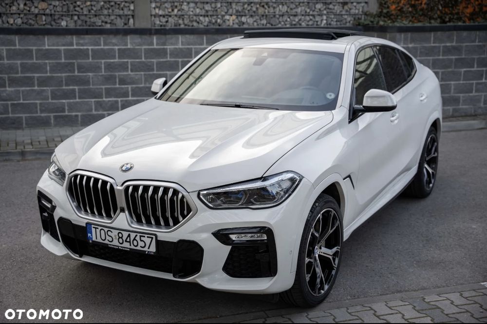 BMW X6 xDrive40i - 9