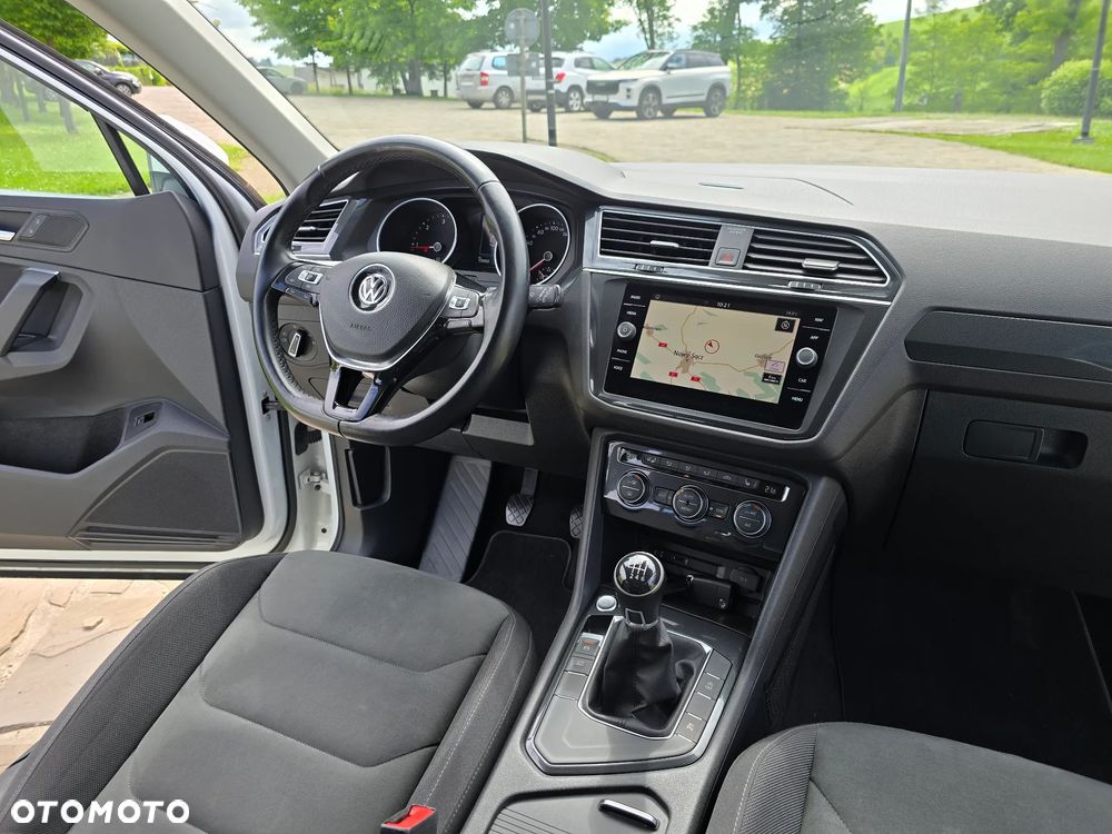 Volkswagen Tiguan 2.0 TDI SCR R-Line - 19