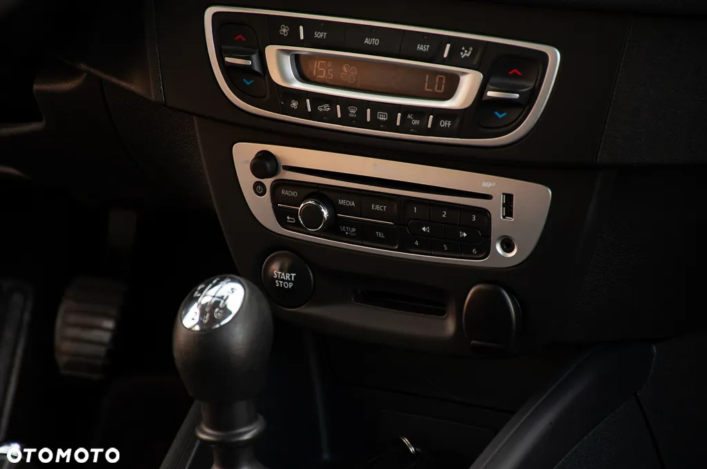 Renault Megane ENERGY TCe 115 Start & Stop Bose Edition - 20