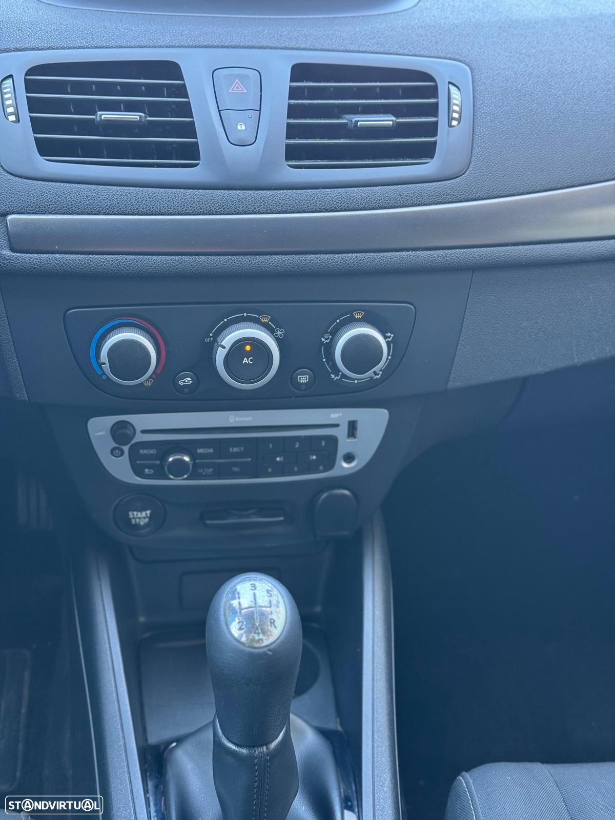 Renault Mégane Sport Tourer 1.5 dCi Confort - 12