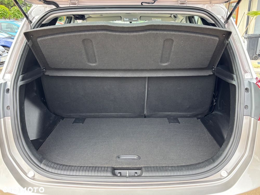 Hyundai ix20 1.6 blue YES Gold - 21