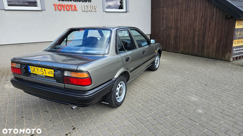 Toyota Corolla 1.3 XL - 2