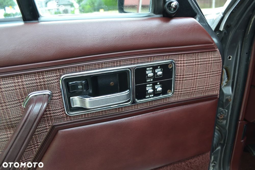 Jeep Comanche - 17