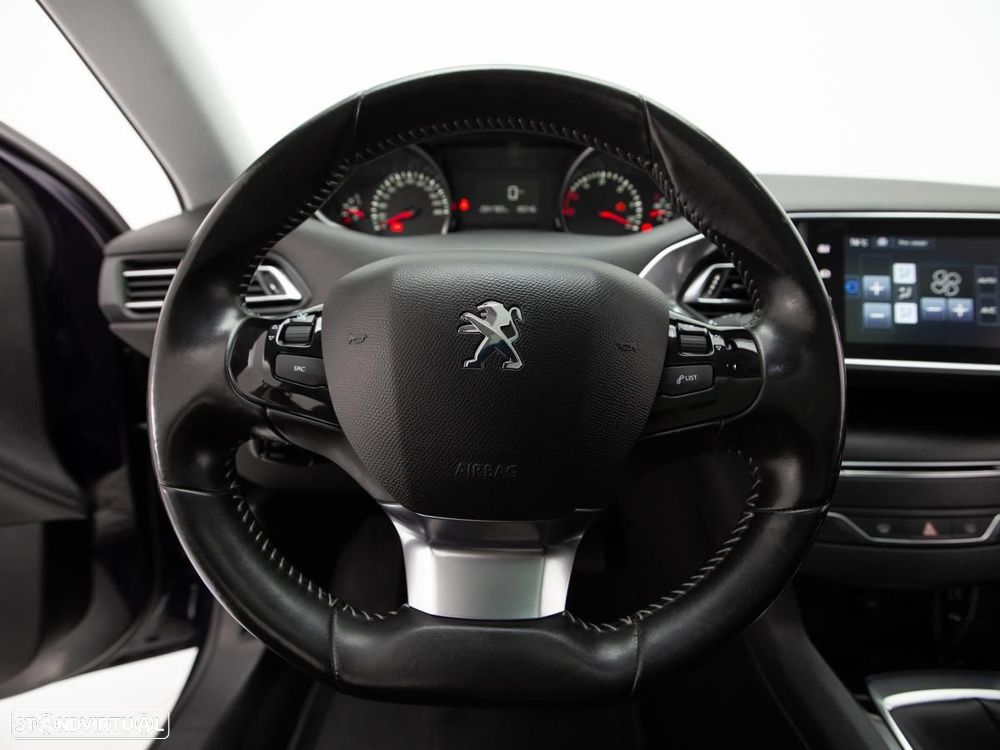 Peugeot 308 SW 1.6 BlueHDi Allure - 15