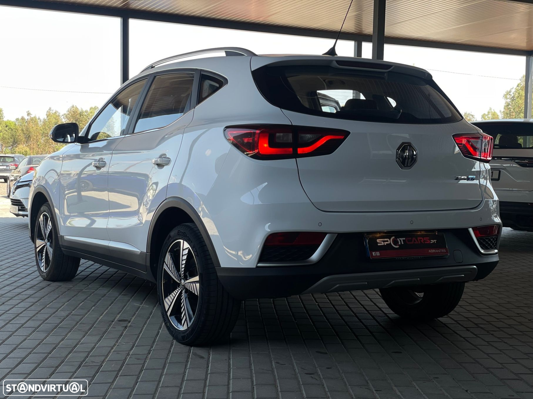 MG ZS EV Luxury - 7