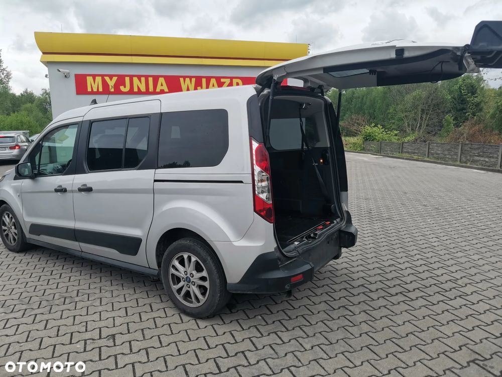 Ford Tourneo Connect - 10
