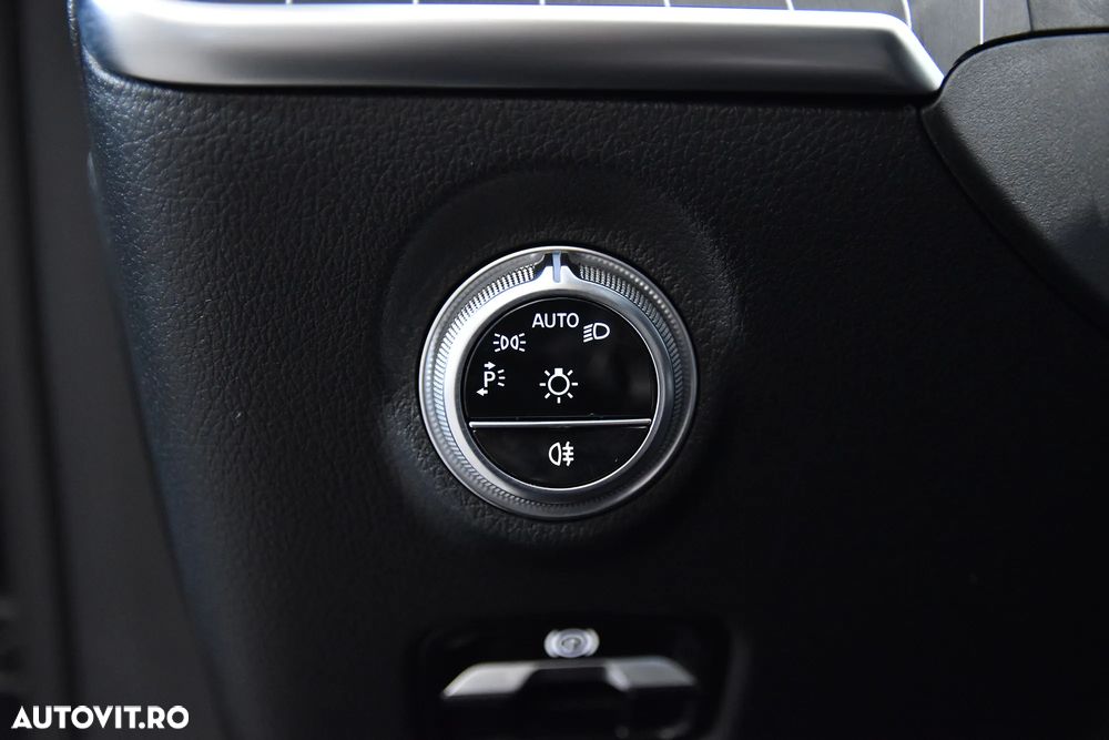 Mercedes-Benz C 220 d MHEV - 16