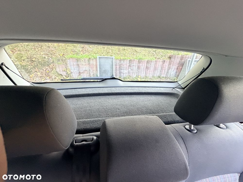 Volkswagen Polo - 23