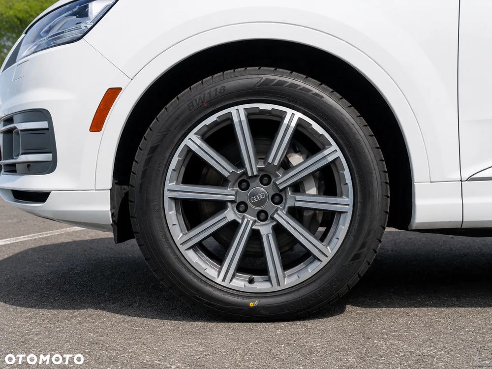 Audi Q7 - 8