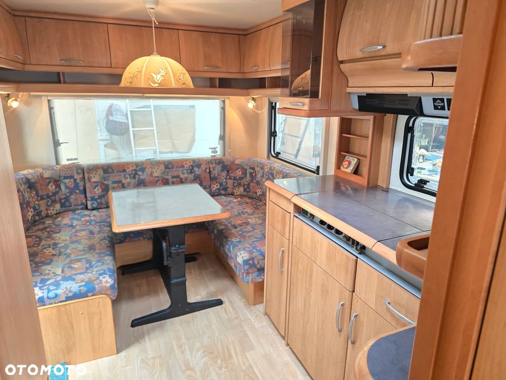 Hobby 495 UFE namiot prysznic WC przyczepa kempingowa DOSTAWA - 26