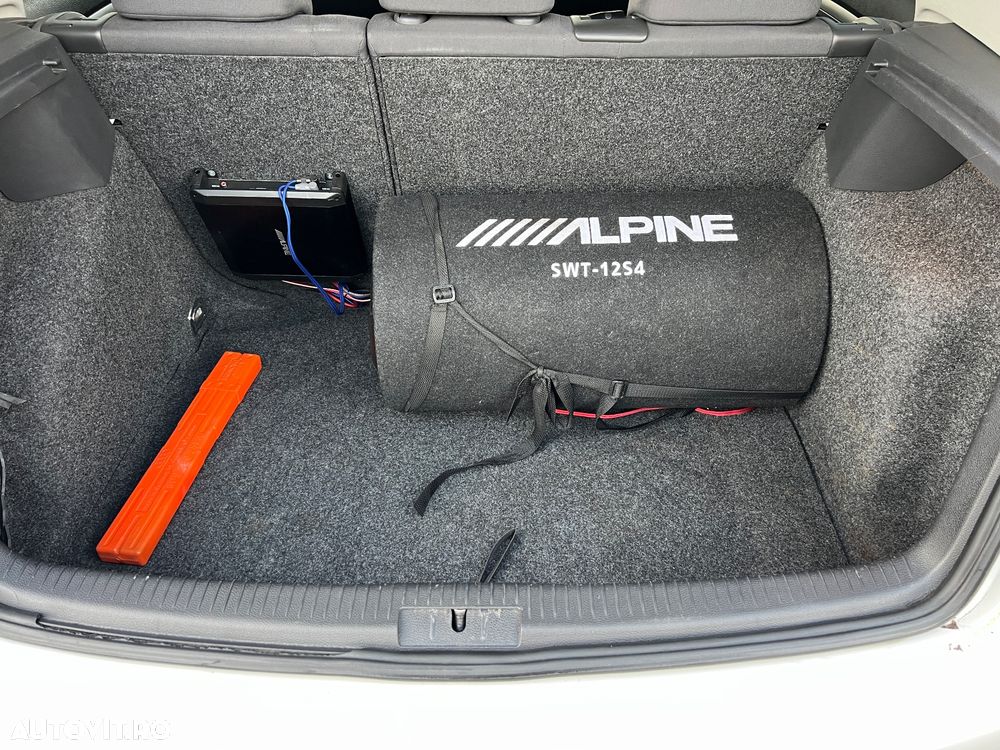 Volkswagen Golf Variant 1.6 Atlantic - 11