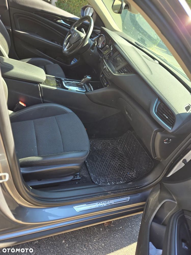 Opel Insignia CT 1.6 T Exclusive S&S - 10