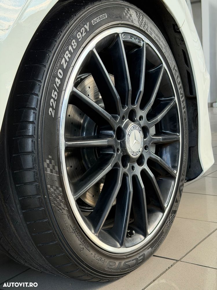 Mercedes-Benz CLA Shooting Brake 220 d 7G-DCT AMG Line - 36