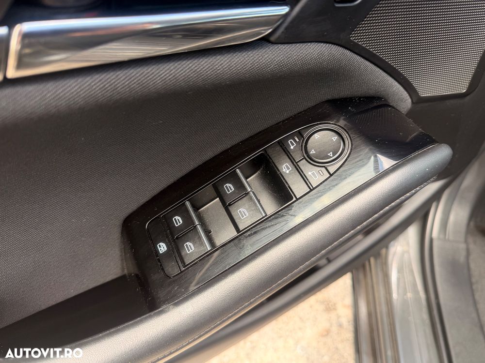 Mazda 3 e-Skyactiv G150 AT MHEV Exclusive-Line - 21