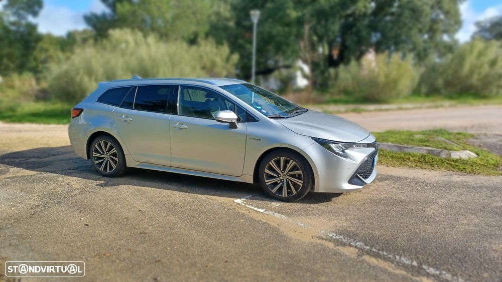 Toyota Corolla Touring Sports 1.8 Hybrid Comfort+P.Sport - 5