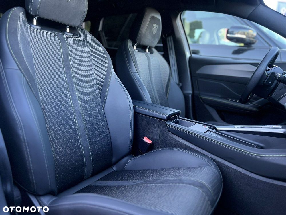 Peugeot 308 1.2 PureTech GT S&S EAT8 - 23