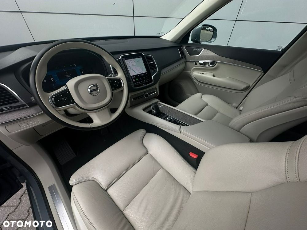 Volvo XC 90 - 17