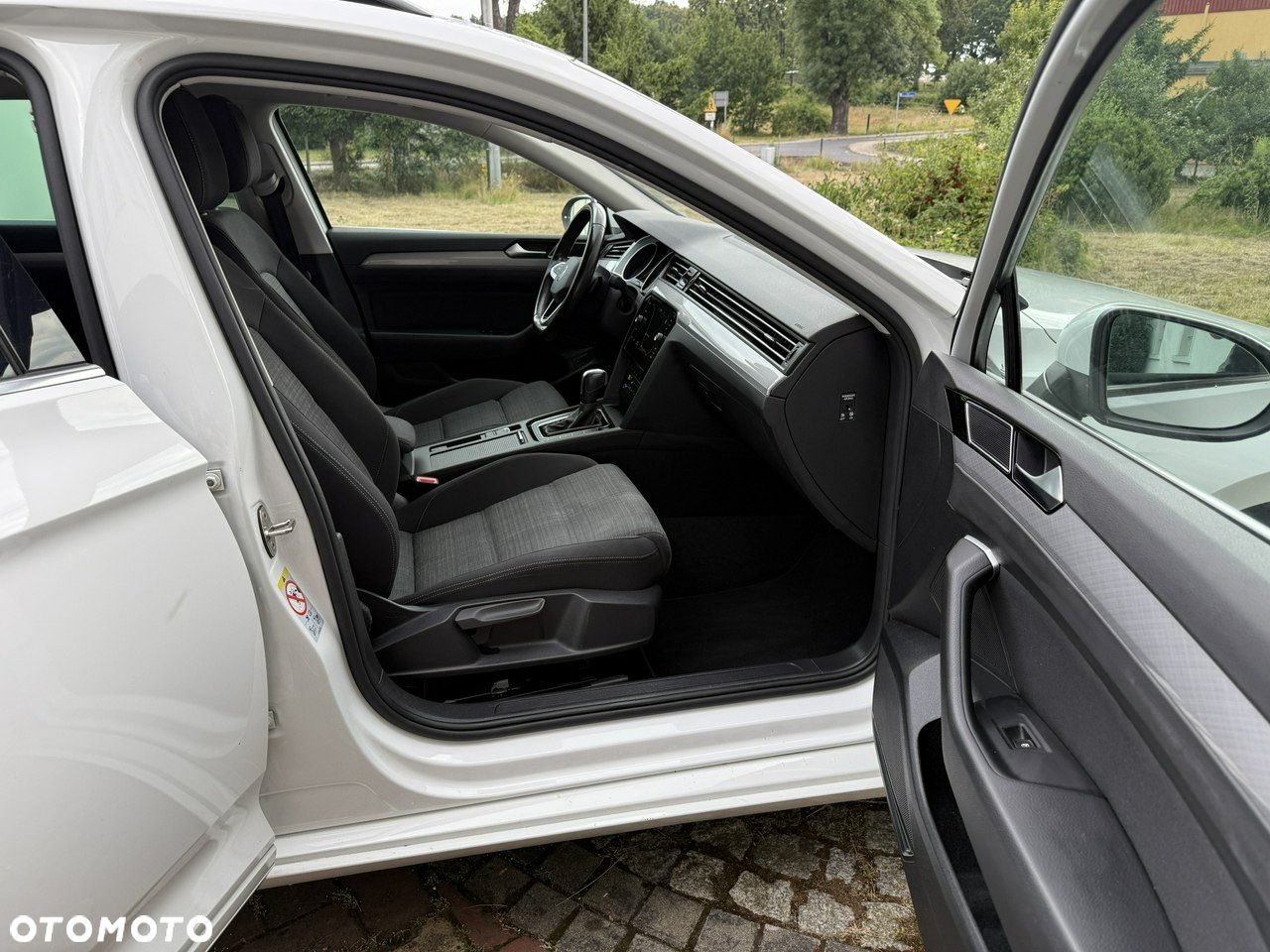 Volkswagen Passat 2.0 TDI EVO Business DSG - 27