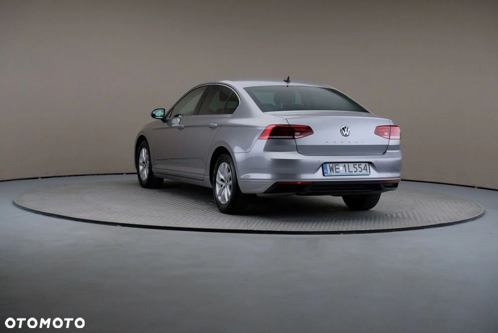 Volkswagen Passat 1.5 TSI EVO Business DSG - 2