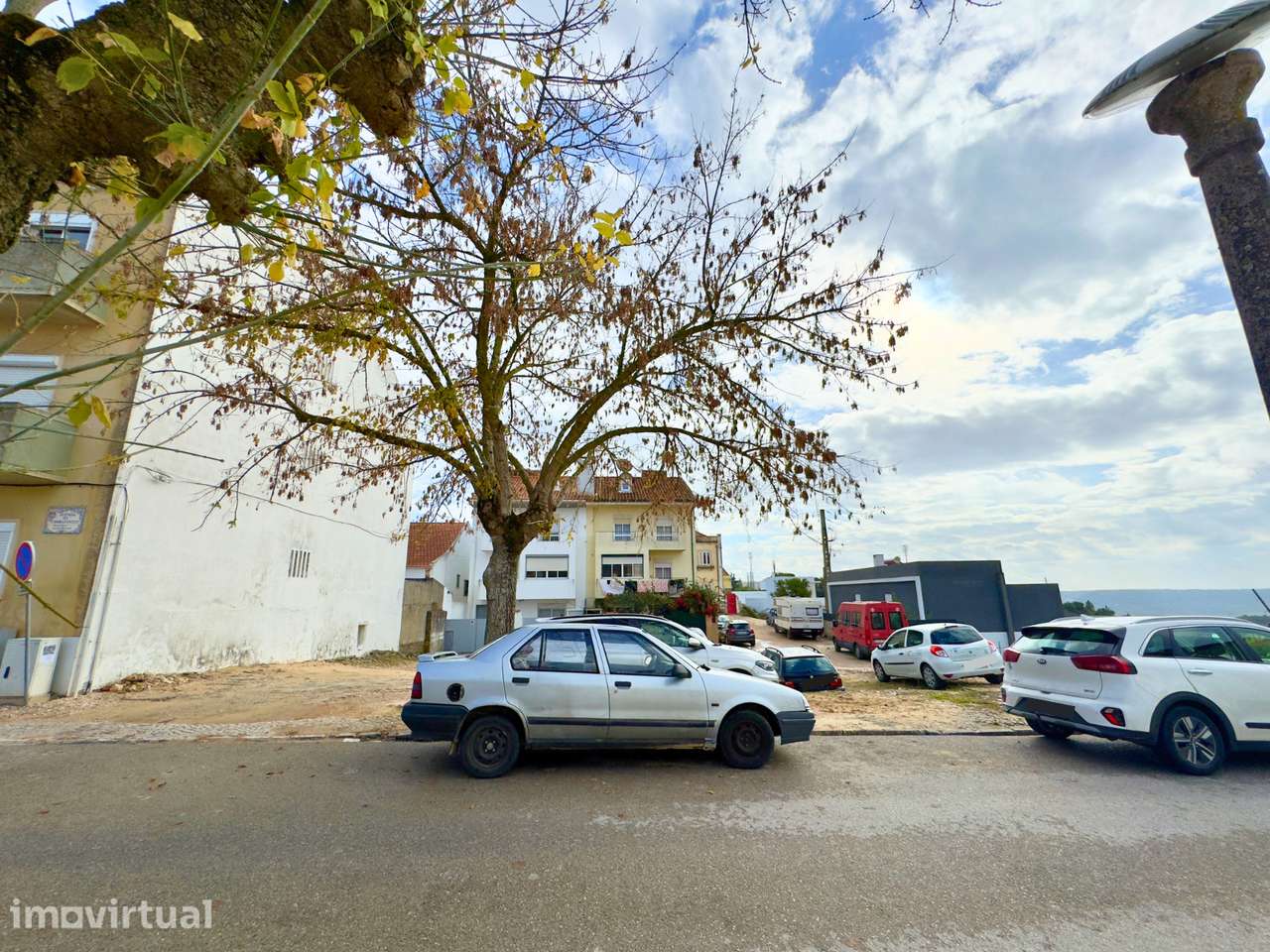 Terreno urbano de 826,74m2, em Santarém - Grande imagem: 3/12