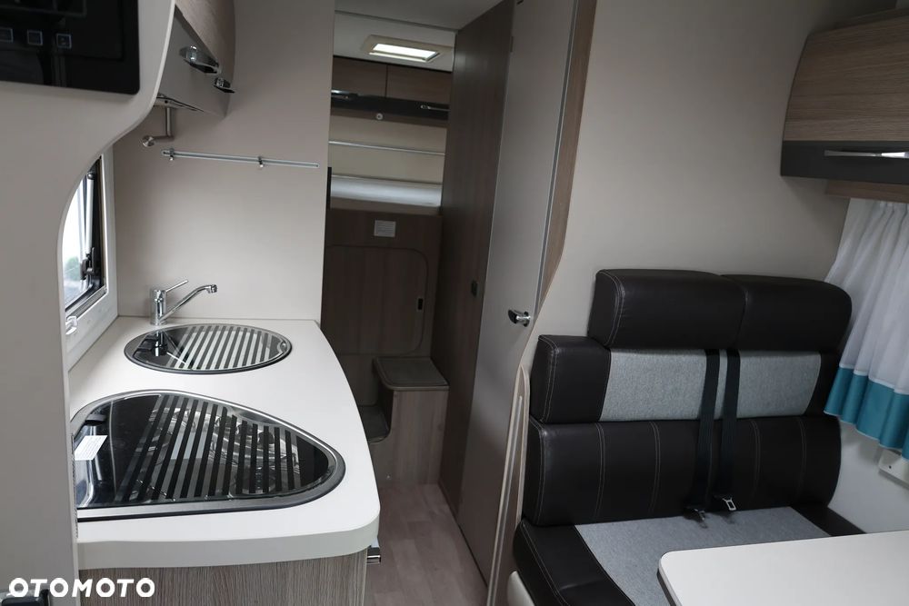 Ford Chausson Flash C714GA - 27