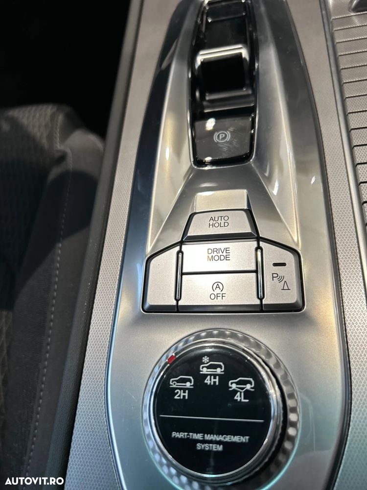 SsangYong REXTON 2.2 Diesel 4WD Aut. Core - 24