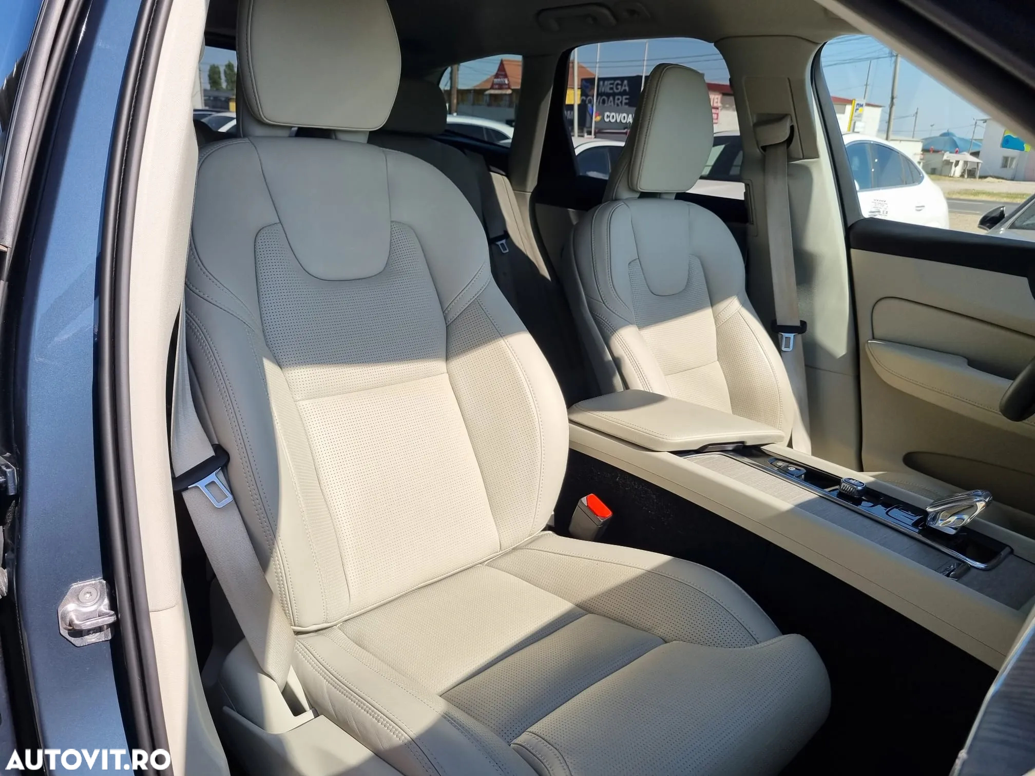 Volvo XC 60 B4 MHEV Inscription - 23