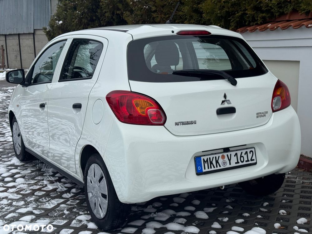 Mitsubishi Space Star - 16