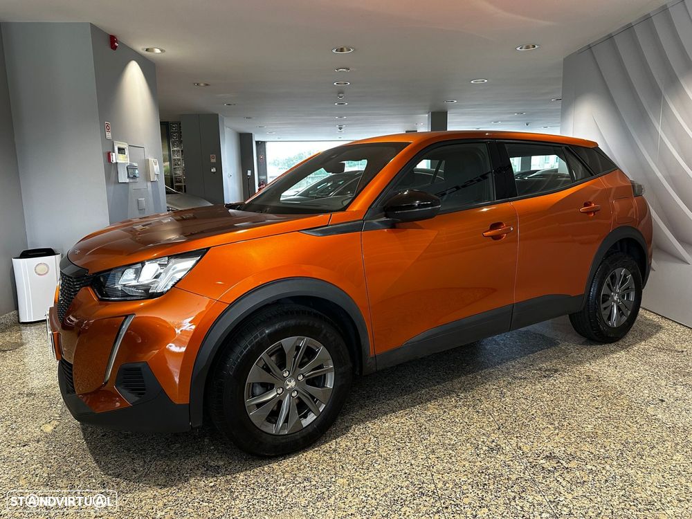 Peugeot 2008 1.2 PureTech Allure Pack - 4