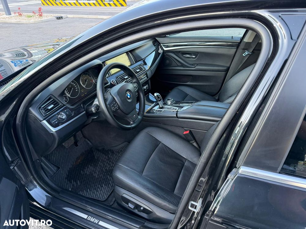 BMW Seria 5 518d Aut. Luxury Line - 8