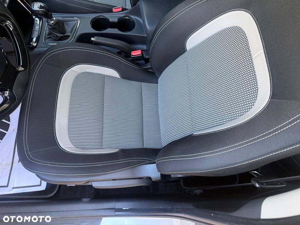 Kia Ceed 1.6 GDI Platinum Edition - 15