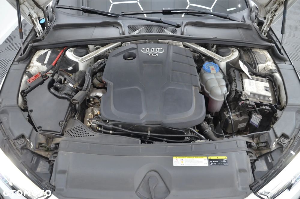 Audi A4 Avant 35 TDI S tronic - 29