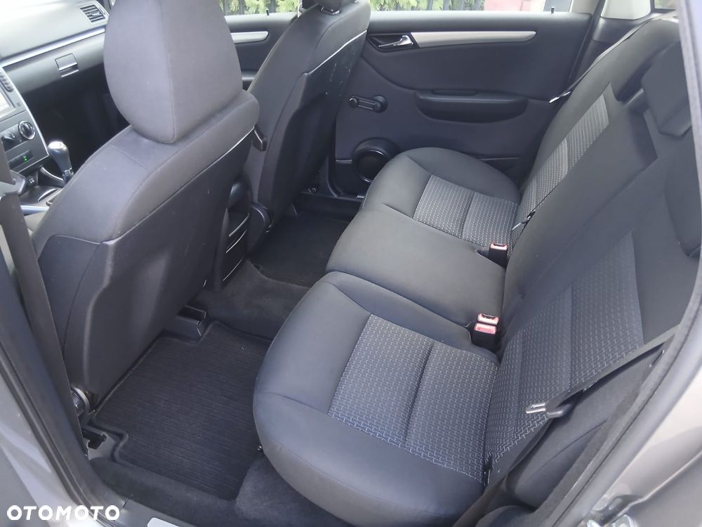 Mercedes-Benz Klasa B 150 BlueEFFICIENCY - 29