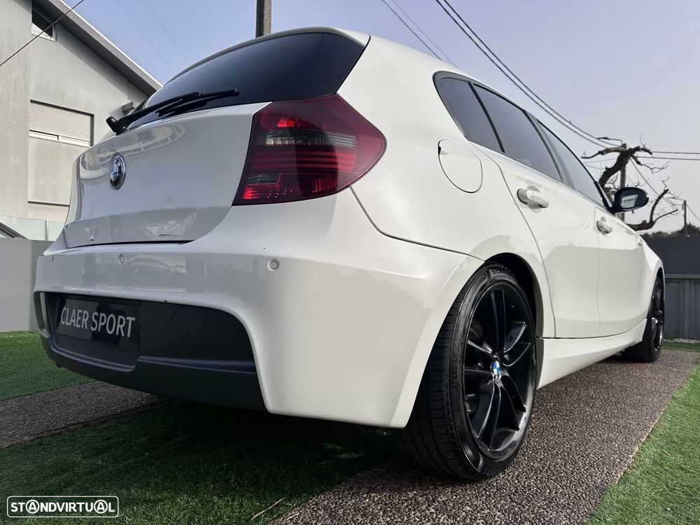 BMW 118 d Pack M - 12