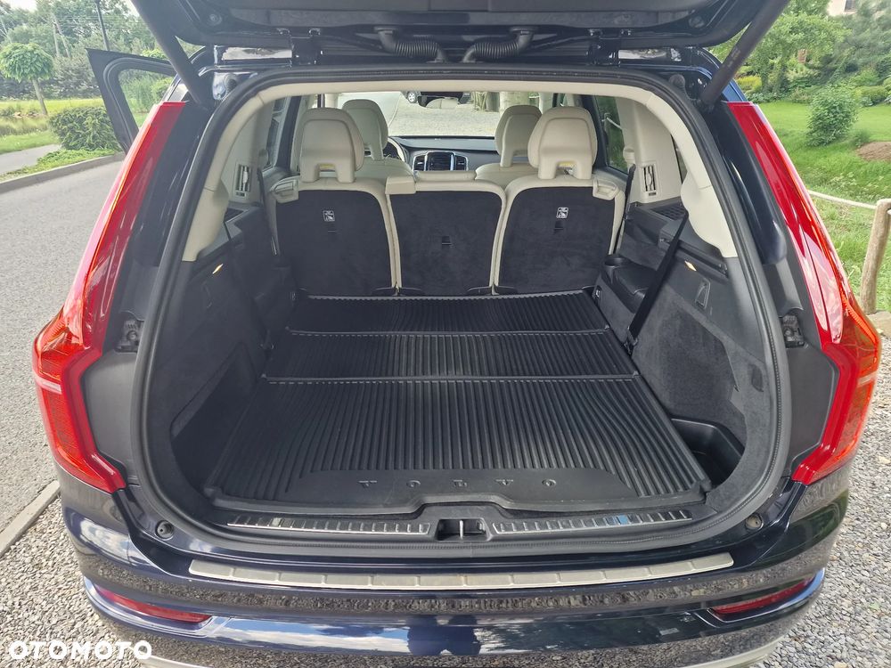 Volvo XC 90 - 16