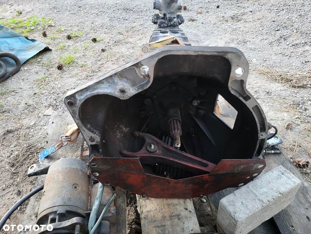 IVECO Daily  Skrzynia biegów SprzęgłoSilnik 2,5  Gril Tylni Most Sanki Silnik Opony - 2