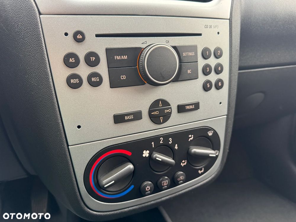 Opel Combo Tour 1.4 - 20