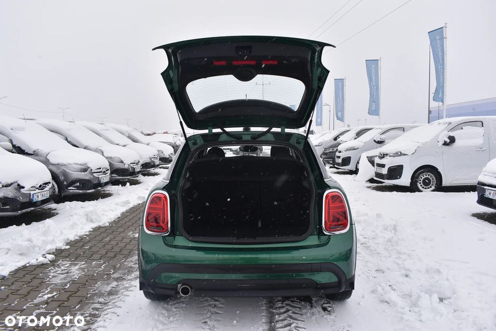 MINI Cooper Standard - 13