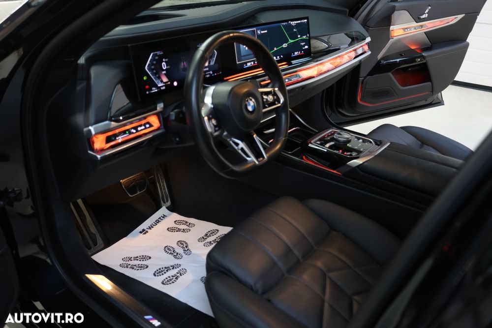 BMW Seria 7 740d xDrive MHEV - 18