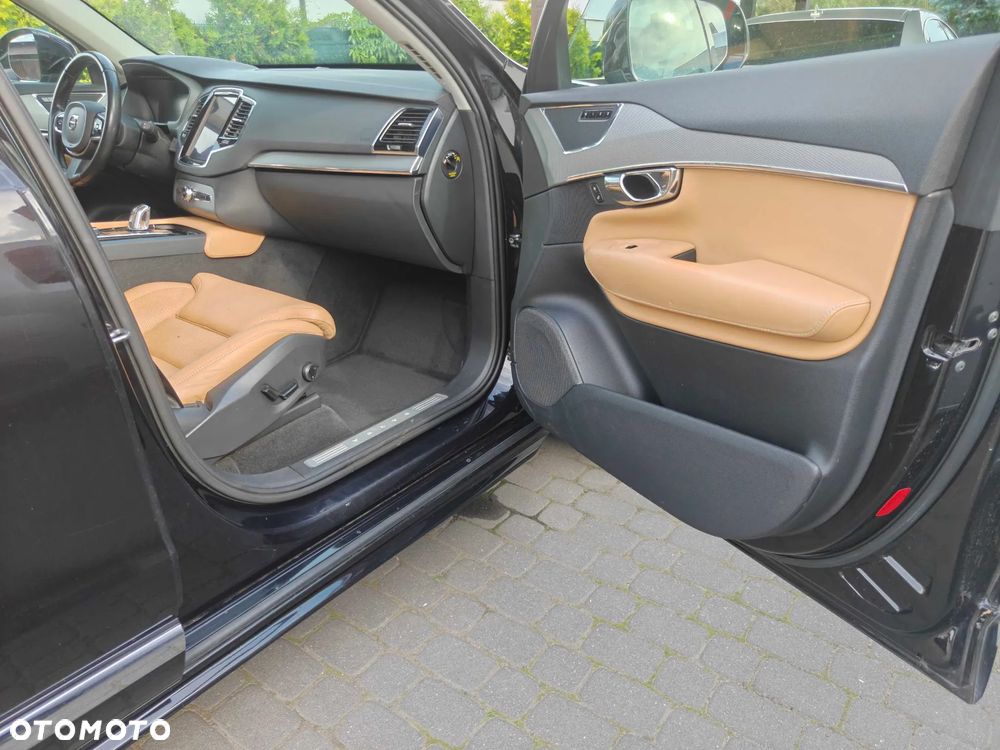 Volvo XC 90 T8 AWD Plug-In Hybrid Inscription 7os - 13