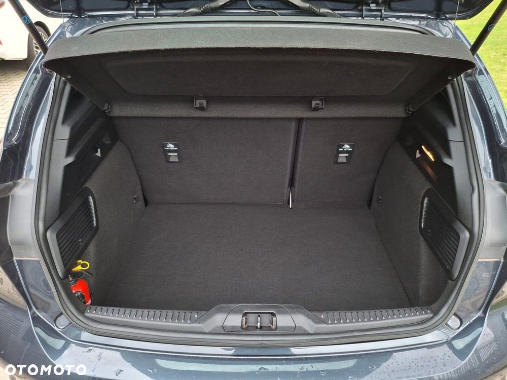 Ford Focus 1.0 EcoBoost ST-Line - 25