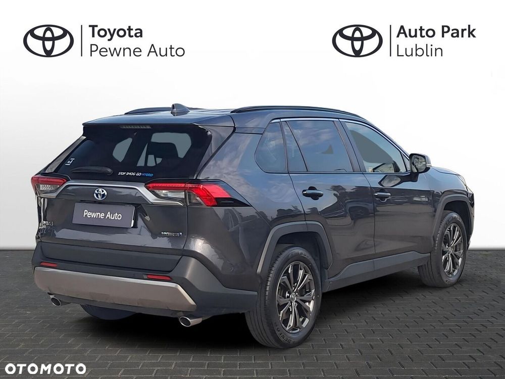 Toyota RAV4 - 6