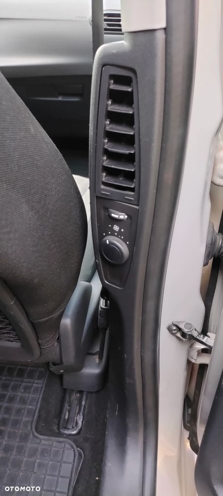 Citroën C4 Picasso 1.2 PureTech MoreLife S&S - 17