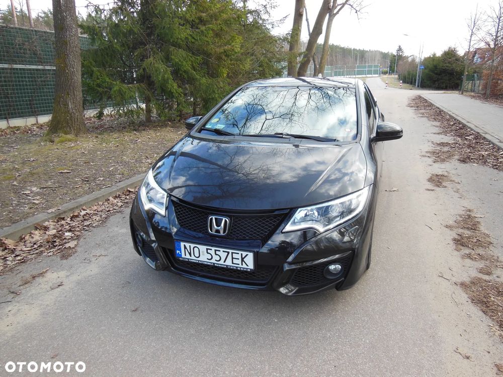 Honda Civic 1.6 i-DTEC Executive Black Edition - 2
