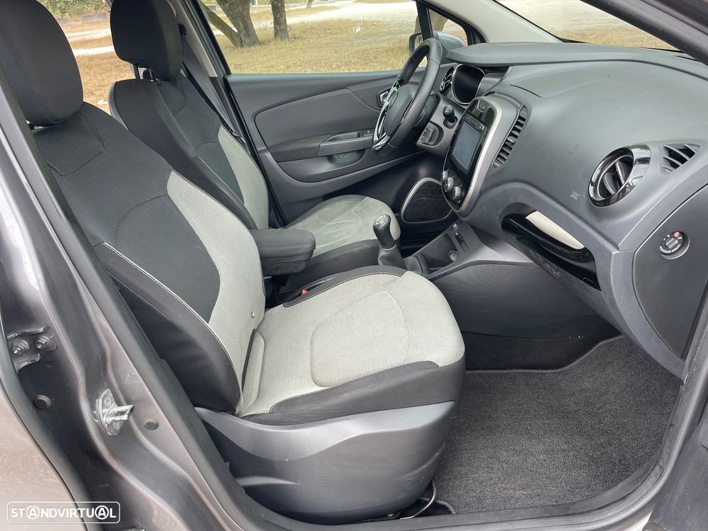 Renault Captur 0.9 TCE Exclusive - 18