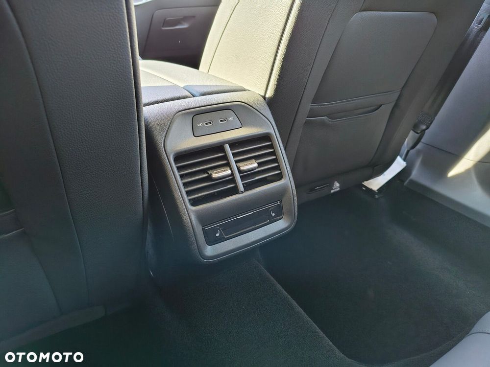 Skoda Superb 2.0 TDI SCR 4x4 L&K DSG - 22