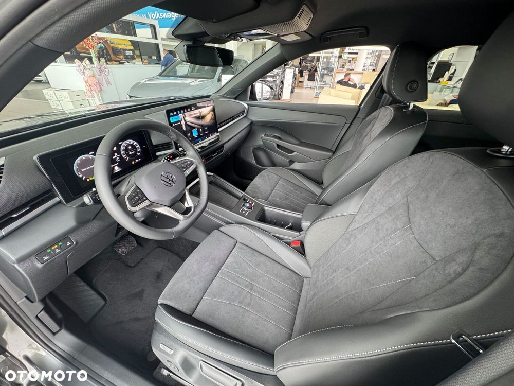 Volkswagen T-Roc 1.5 eTSI R-Line DSG - 19
